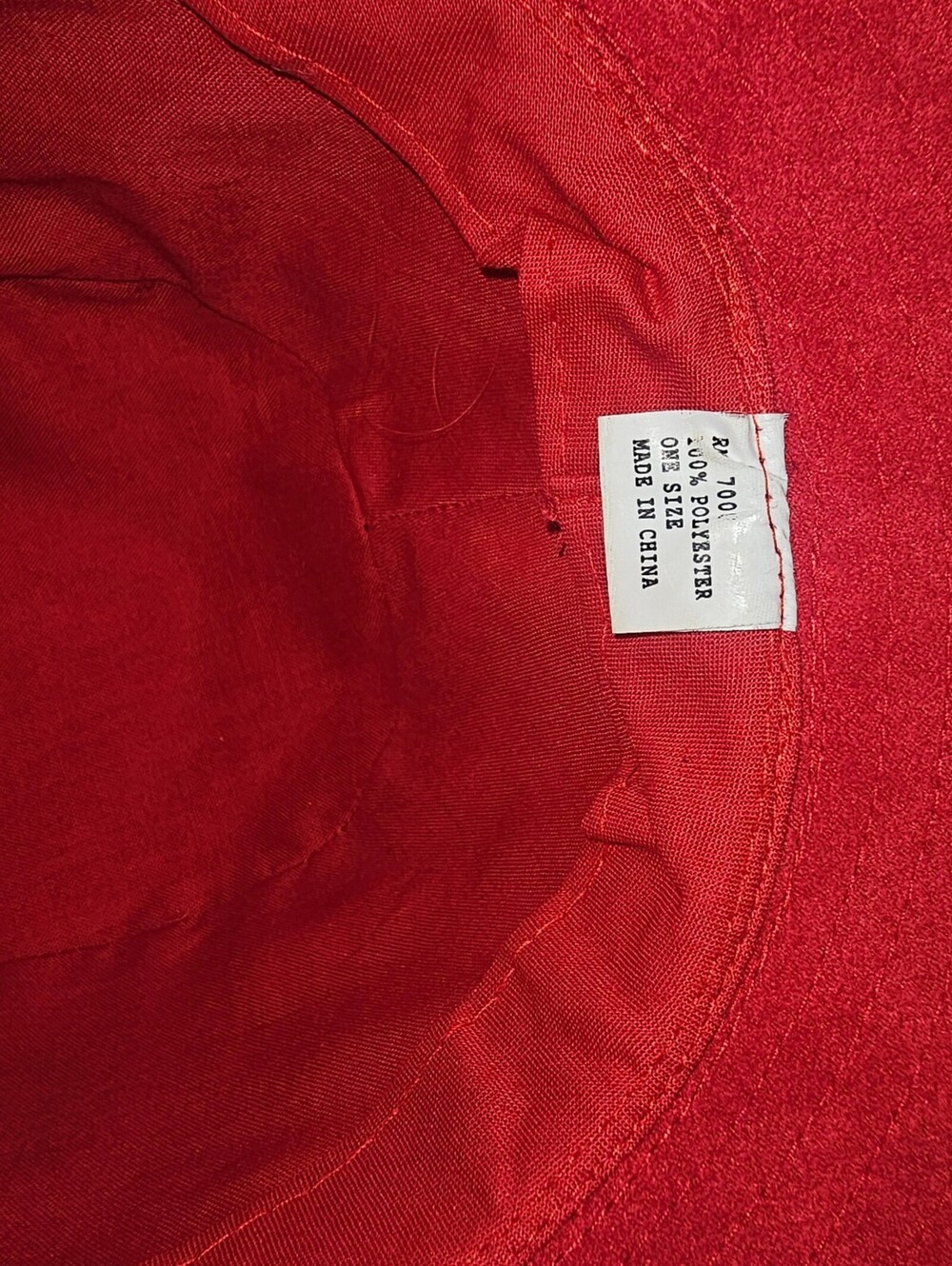 Red bucket hat - Picture 2 of 4